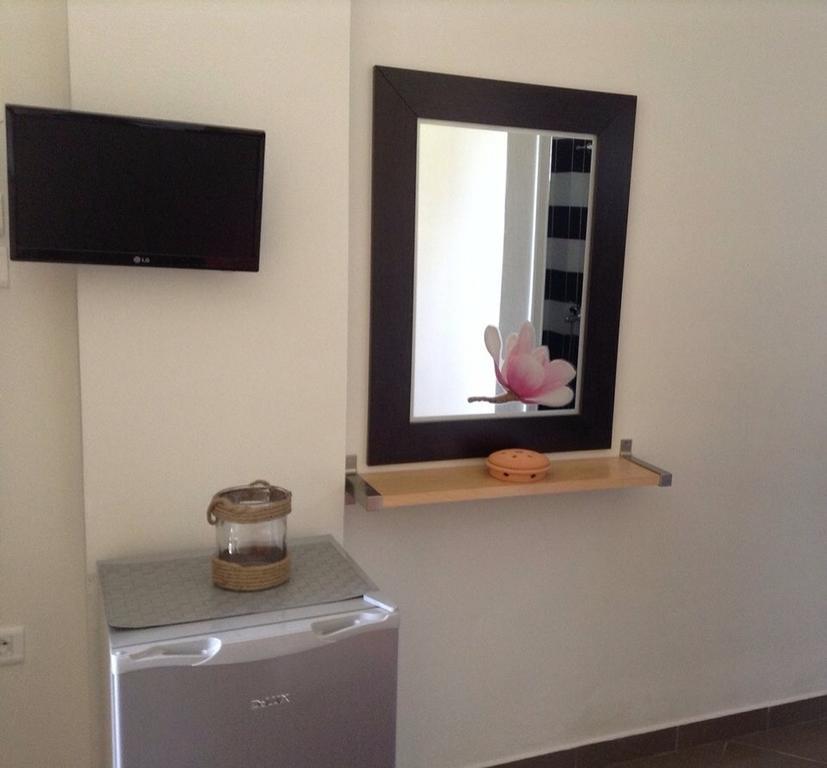Guest House Plazhi Dhërmi Habitación foto