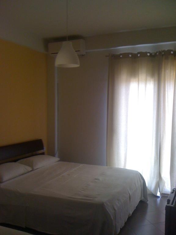 Guest House Plazhi Dhërmi Habitación foto